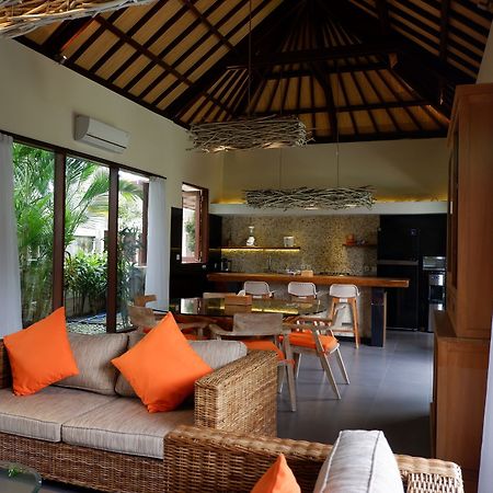 Villa Intan Bali Legian Bagian luar foto
