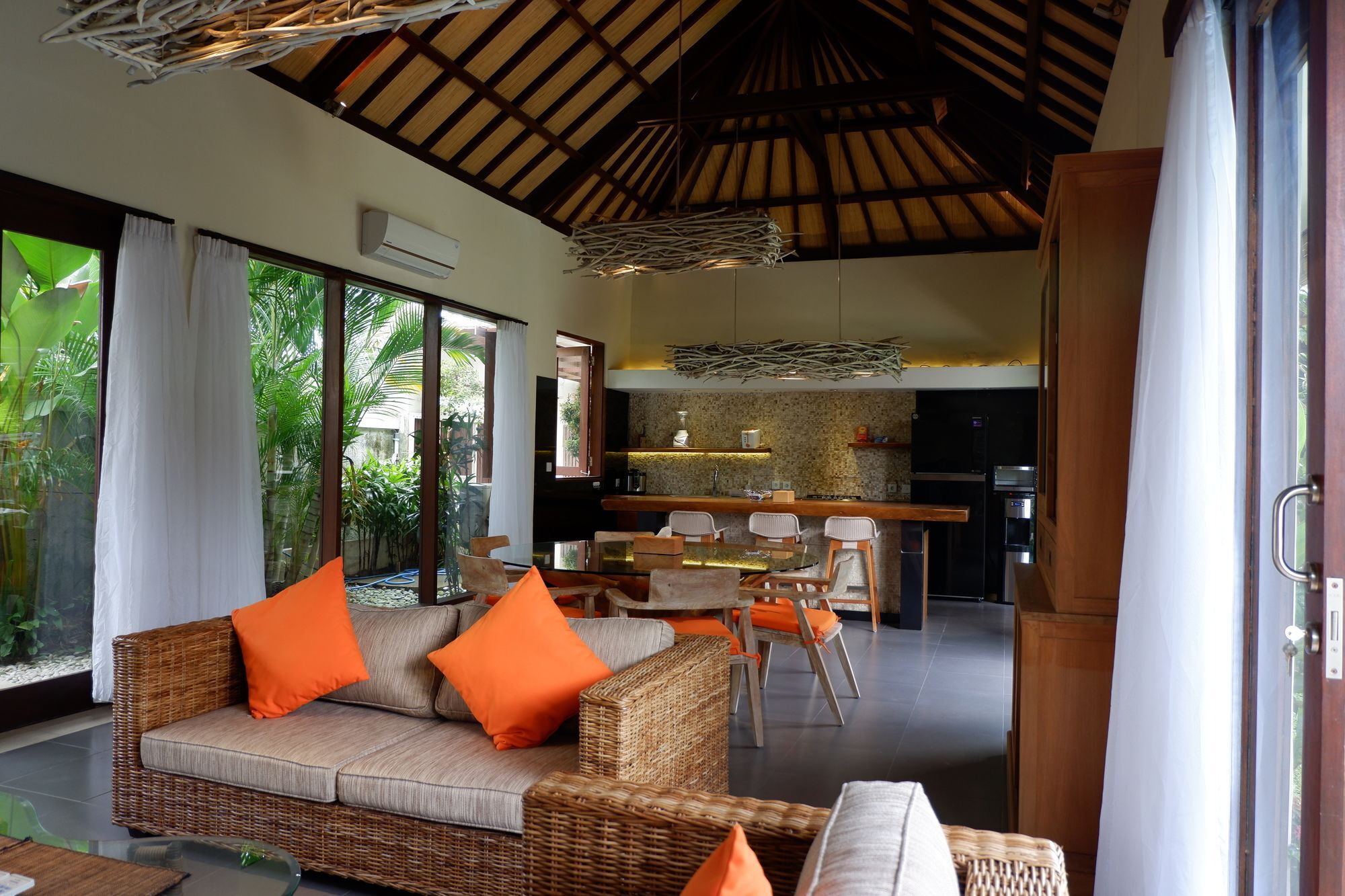 Villa Intan Bali Legian Bagian luar foto