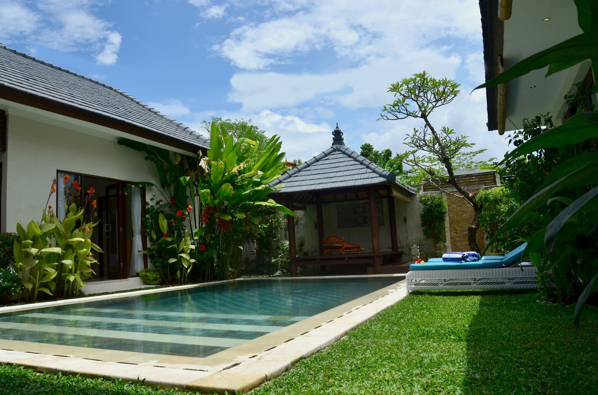 Villa Intan Bali Legian Bagian luar foto